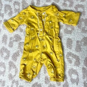 Carters newborn baby girl jumpsuit one piece, size newborn, yellow floral